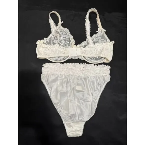 Vintage 90s Victoria's Secret Second Skin High Cut Brief Panties L Bra 36C White - Picture 15 of 15
